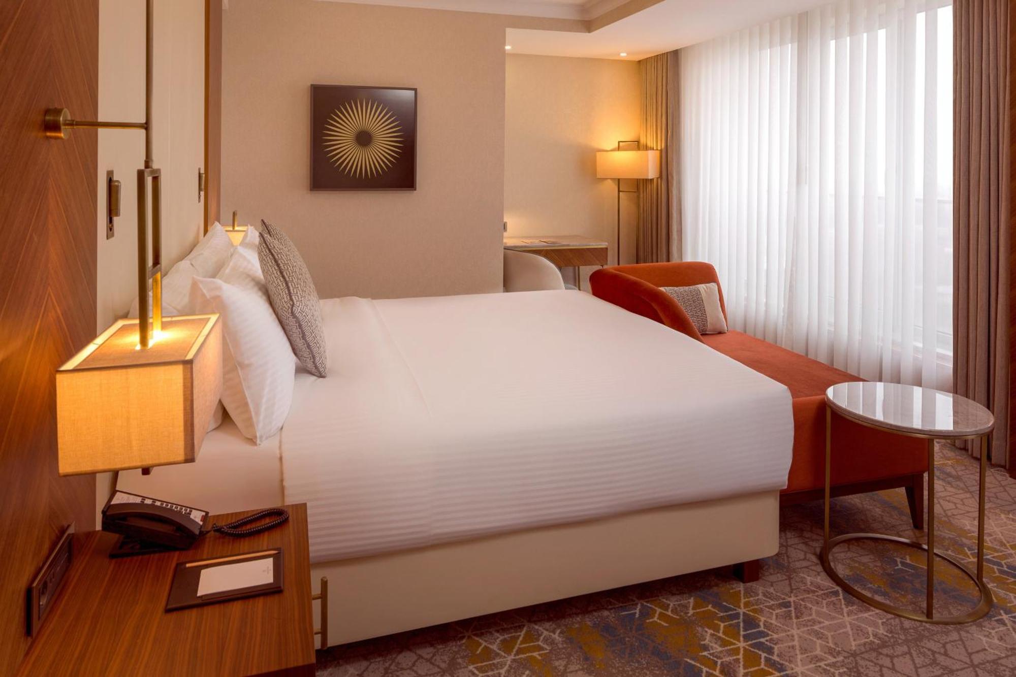 Sheraton Bishkek Ngoại thất bức ảnh