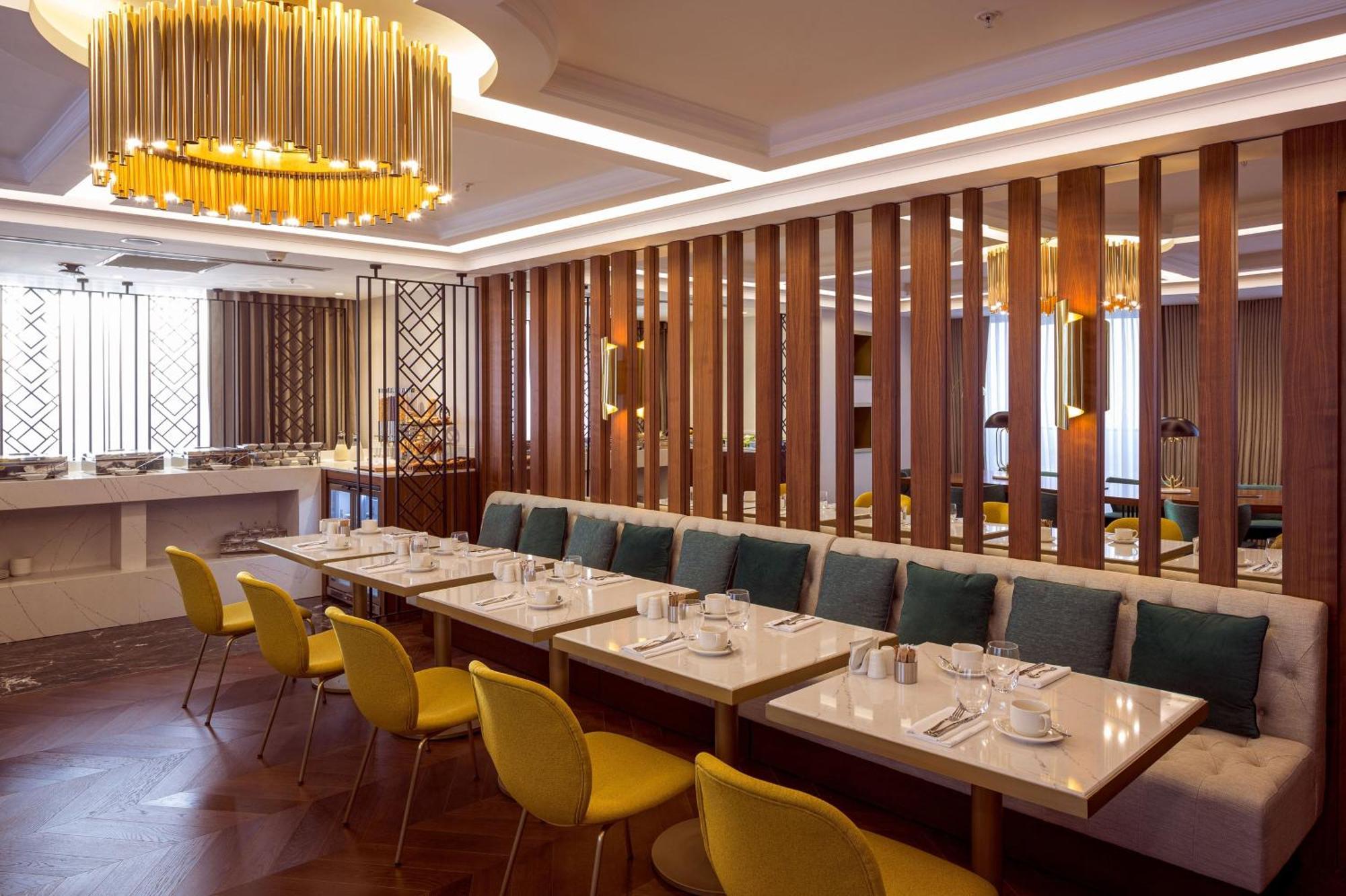 Sheraton Bishkek Ngoại thất bức ảnh