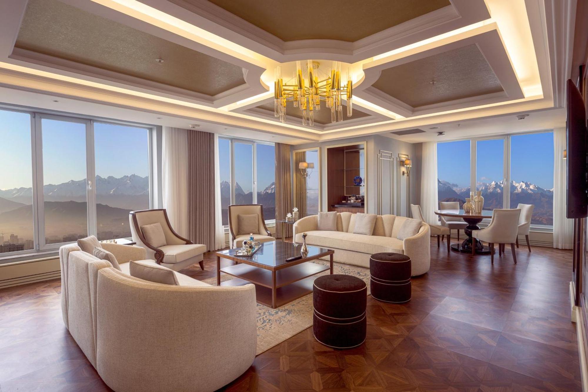 Sheraton Bishkek Ngoại thất bức ảnh